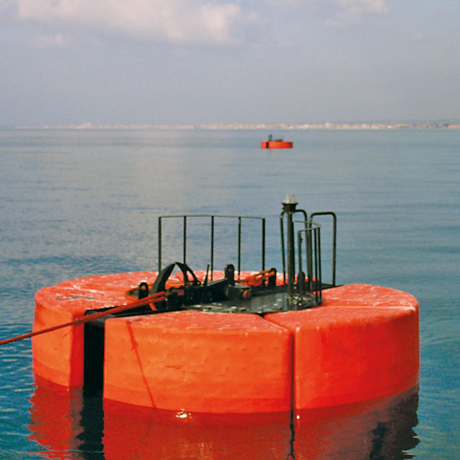 catamaran mooring buoy